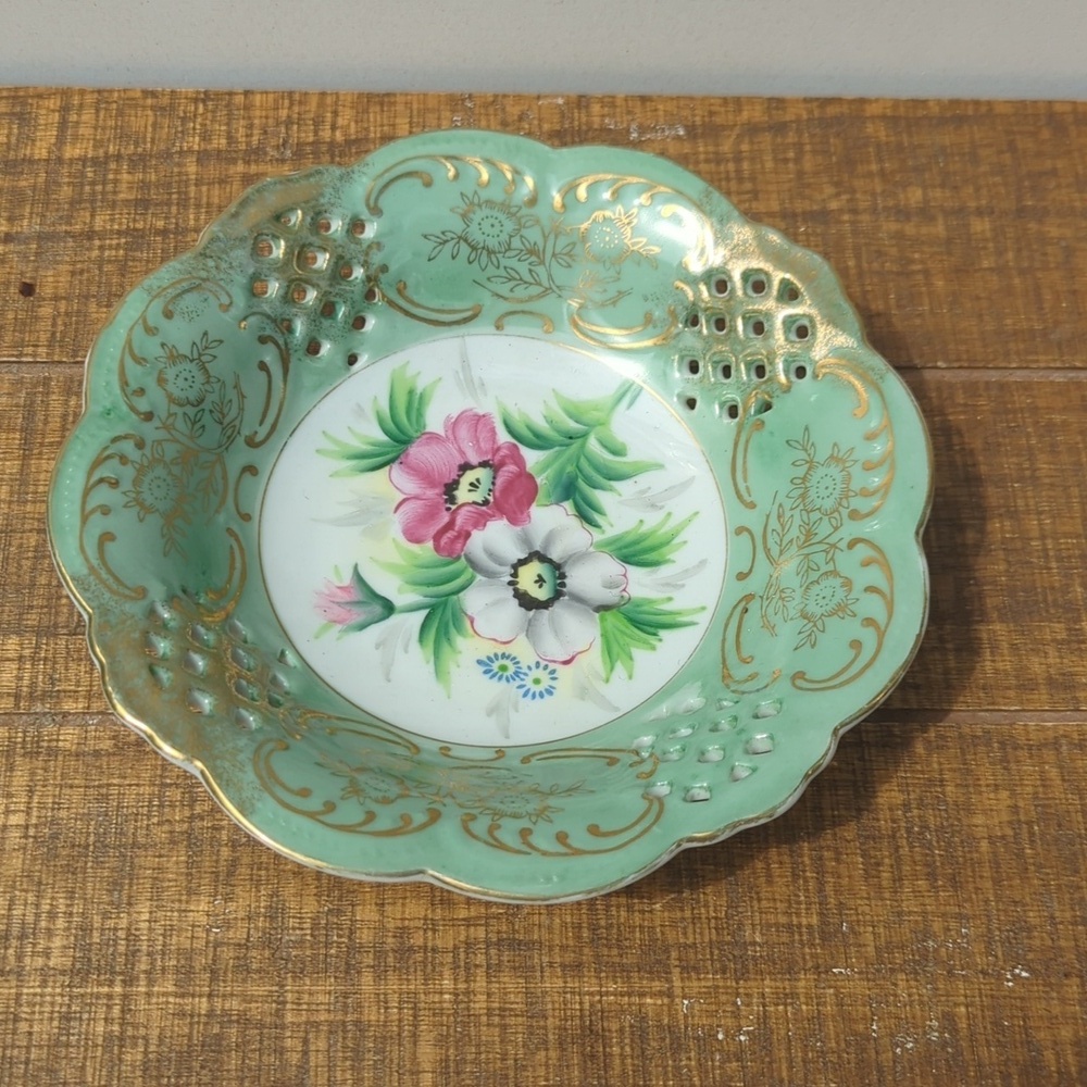 ♥️5/$25 Japan Lusterware Vintage Bowl